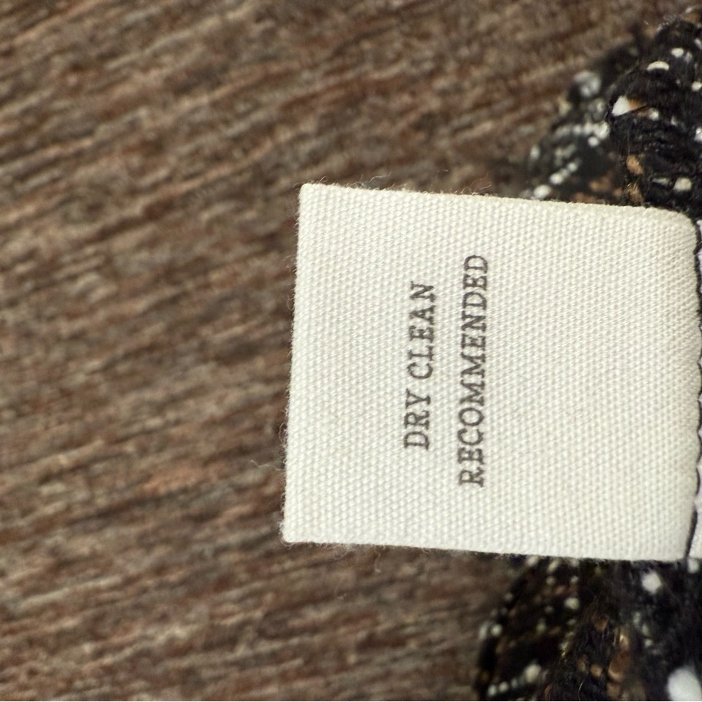 Everyday Chic Boutique Tweed Frayed Hem Black and White Old Money Mini Skirt Med - Picture 7 of 7